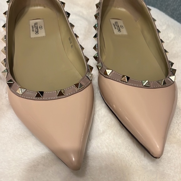 Valentino Garavani Rockstud Patent ballet flats. In very good condition. - Picture 16 of 17
